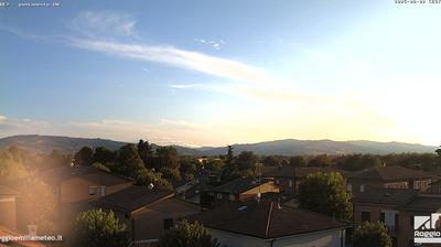 immagine della webcam nei dintorni di Bagnolo in Piano: webcam Arceto