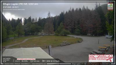 immagine della webcam nei dintorni di Fivizzano: webcam Trefiumi