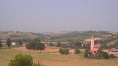 immagine della webcam nei dintorni di Castel d'Aiano: webcam Castello di Serravalle