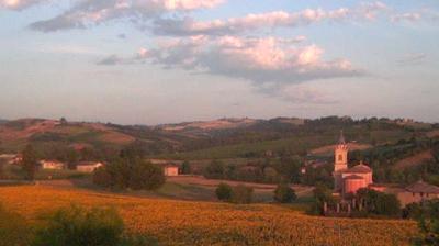 immagine della webcam nei dintorni di Castelvetro di Modena: webcam Castello di Serravalle