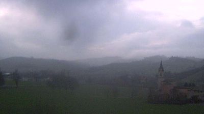 immagine della webcam nei dintorni di Monte San Pietro: webcam Castello di Serravalle