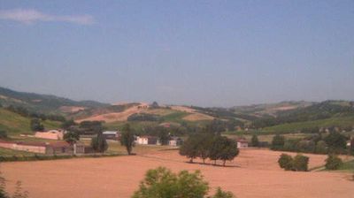 immagine della webcam nei dintorni di Montese: webcam Castello di Serravalle