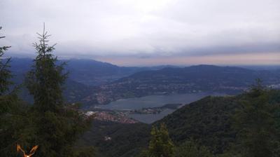 immagine della webcam nei dintorni di Alzate Brianza: webcam Monte Cornizzolo