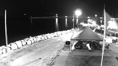 immagine della webcam nei dintorni di Macerata: webcam Portonovo