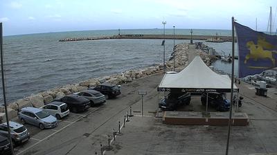 immagine della webcam nei dintorni di Potenza Picena: webcam Portonovo