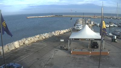 immagine della webcam nei dintorni di Macerata: webcam Portonovo