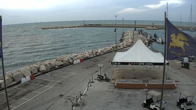 immagine della webcam nei dintorni di Civitanova Marche: webcam Portonovo