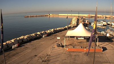 immagine della webcam nei dintorni di Villa Potenza: webcam Portonovo