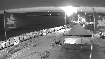 immagine della webcam nei dintorni di Collemarino: webcam Ancona