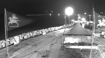 immagine della webcam nei dintorni di Porto Potenza Picena: webcam Portonovo