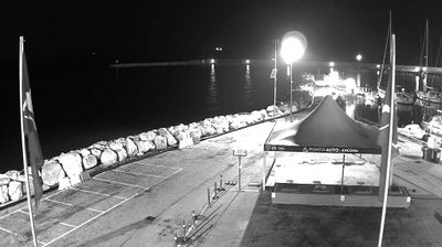 immagine della webcam nei dintorni di Treia: webcam Portonovo