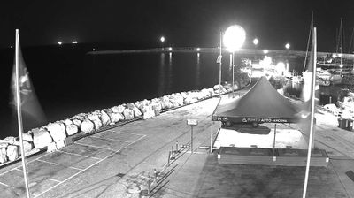 immagine della webcam nei dintorni di Porto Recanati: webcam Portonovo