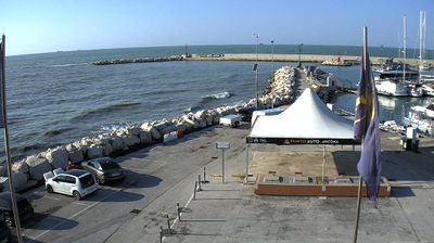 immagine della webcam nei dintorni di Porto Potenza Picena: webcam Ancona