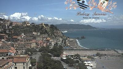 immagine della webcam nei dintorni di Bagnoli Irpino: webcam Vietri sul Mare