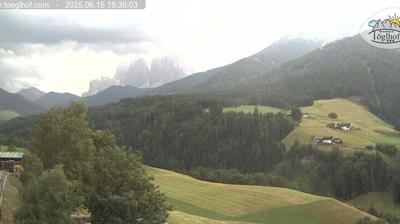 immagine della webcam nei dintorni di Selva di Val Gardena: webcam Funes