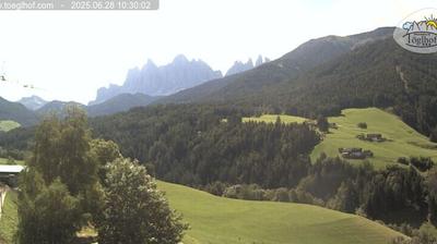 immagine della webcam nei dintorni di Villandro: webcam Funes