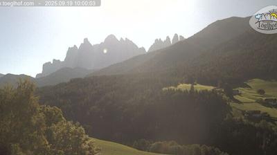 immagine della webcam nei dintorni di Rio di Pusteria: webcam Funes