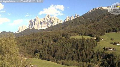 immagine della webcam nei dintorni di Badia: webcam Funes