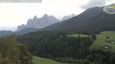 immagine della webcam nei dintorni di Barbiano: webcam Funes