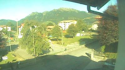 immagine della webcam nei dintorni di San Giovanni Bianco: webcam Fuipiano Valle Imagna