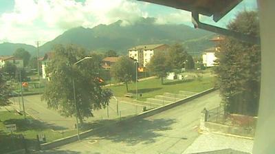 immagine della webcam nei dintorni di Barzio: webcam Fuipiano Valle Imagna