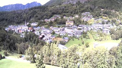 immagine della webcam nei dintorni di Foppolo: webcam Roncobello