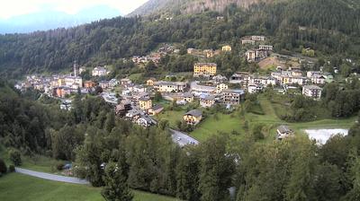 immagine della webcam nei dintorni di Rifugio Calvi Laghi Gemelli: webcam Roncobello