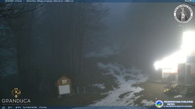 immagine della webcam nei dintorni di Mercato: webcam Santa Sofia