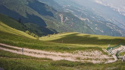 immagine della webcam nei dintorni di Col Indes: webcam Piave