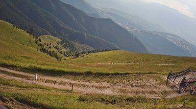 immagine della webcam nei dintorni di Pian del Cansiglio: webcam Piave