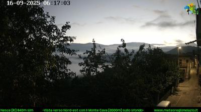 immagine della webcam nei dintorni di Colle di Tora: webcam Pescorocchiano