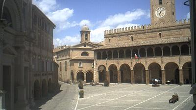 immagine della webcam nei dintorni di Acquasanta Terme: webcam Offida