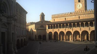 immagine della webcam nei dintorni di Acquasanta Terme: webcam Offida