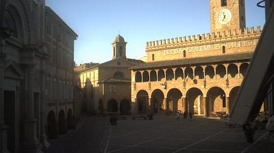 immagine della webcam nei dintorni di Tortoreto Lido: webcam Offida