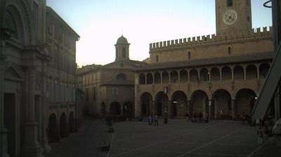 immagine della webcam nei dintorni di Porto San Giorgio: webcam Offida