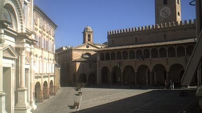 immagine della webcam nei dintorni di Tortoreto: webcam Offida