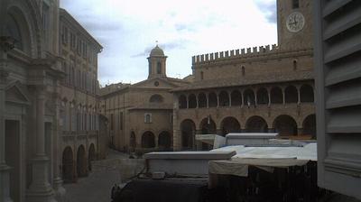 immagine della webcam nei dintorni di Porto San Giorgio: webcam Offida