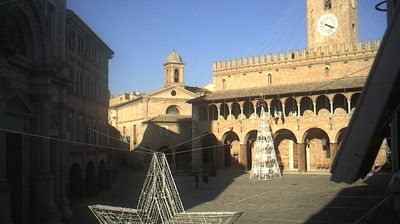 immagine della webcam nei dintorni di Porto San Giorgio: webcam Offida