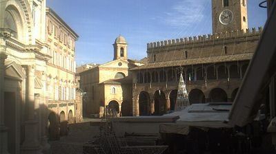 immagine della webcam nei dintorni di Alba Adriatica: webcam Offida