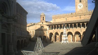 immagine della webcam nei dintorni di San Benedetto del Tronto: webcam Offida