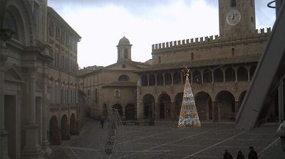 immagine della webcam nei dintorni di San Benedetto del Tronto: webcam Offida