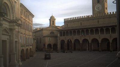 immagine della webcam nei dintorni di Fermo: webcam Offida