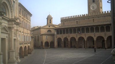 immagine della webcam nei dintorni di Martinsicuro: webcam Offida