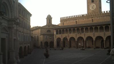 immagine della webcam nei dintorni di Acquasanta Terme: webcam Offida