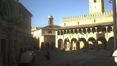 immagine della webcam nei dintorni di Tortoreto: webcam Offida