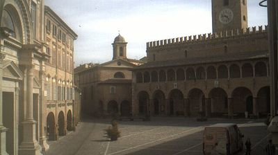 immagine della webcam nei dintorni di Grottammare: webcam Offida