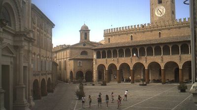 immagine della webcam nei dintorni di Gualdo: webcam Offida