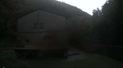 immagine della webcam nei dintorni di Badia Prataglia: webcam Mercato