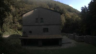 immagine della webcam nei dintorni di Civitella di Romagna: webcam Mercato