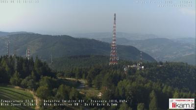 immagine della webcam nei dintorni di Brallo di Pregola: webcam Passo del Penice
